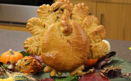 Tom Turkey Bread Centerpiece