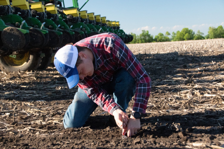 Austin Heiliger in field